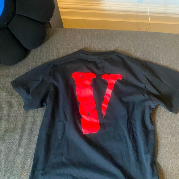 VLONE TUPAC SHIRT SIZE L - Picture 2 of 2